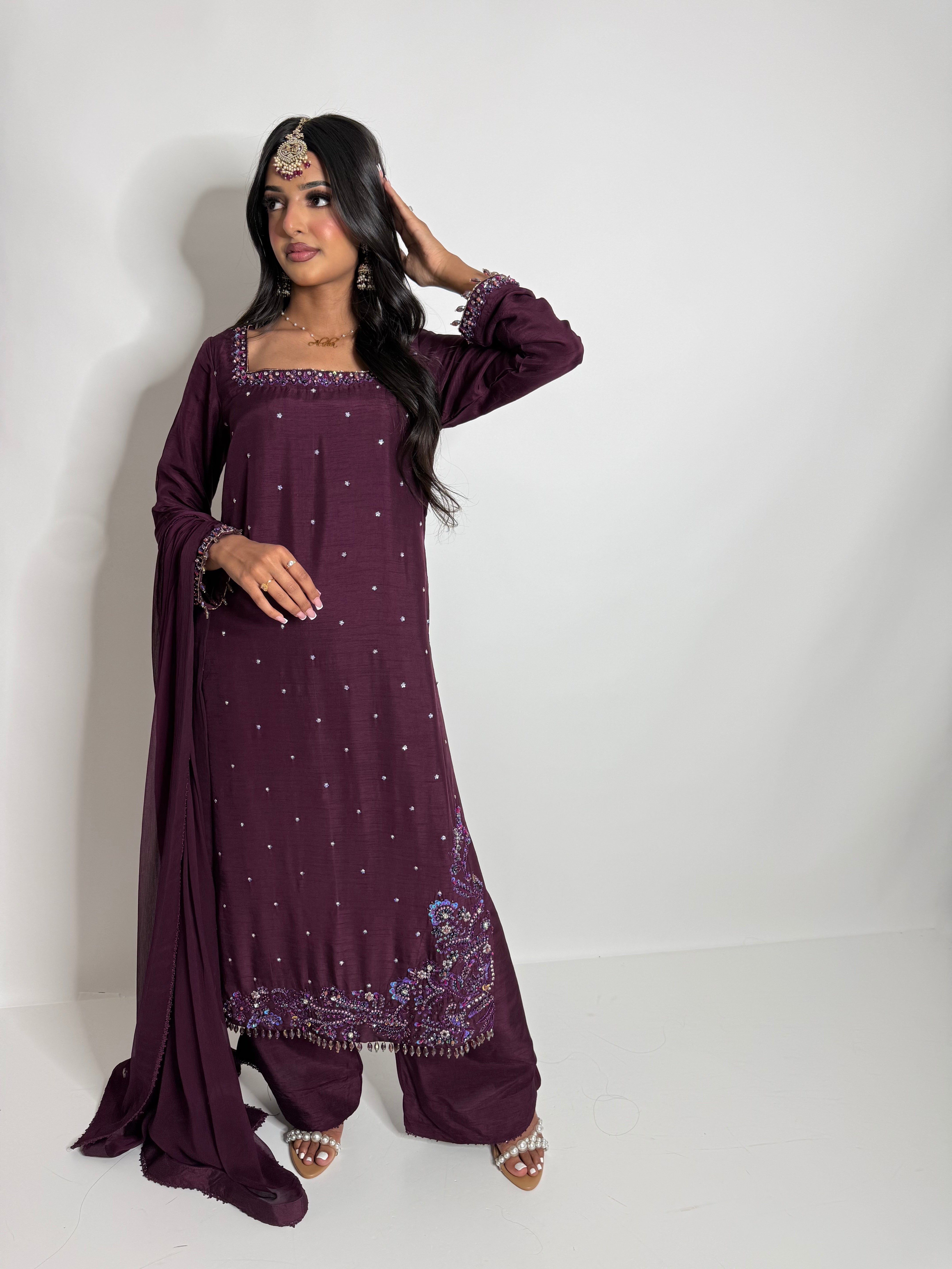 Nooré Aubergine | Luxury Plum Embellished Pakistani Occasionwear