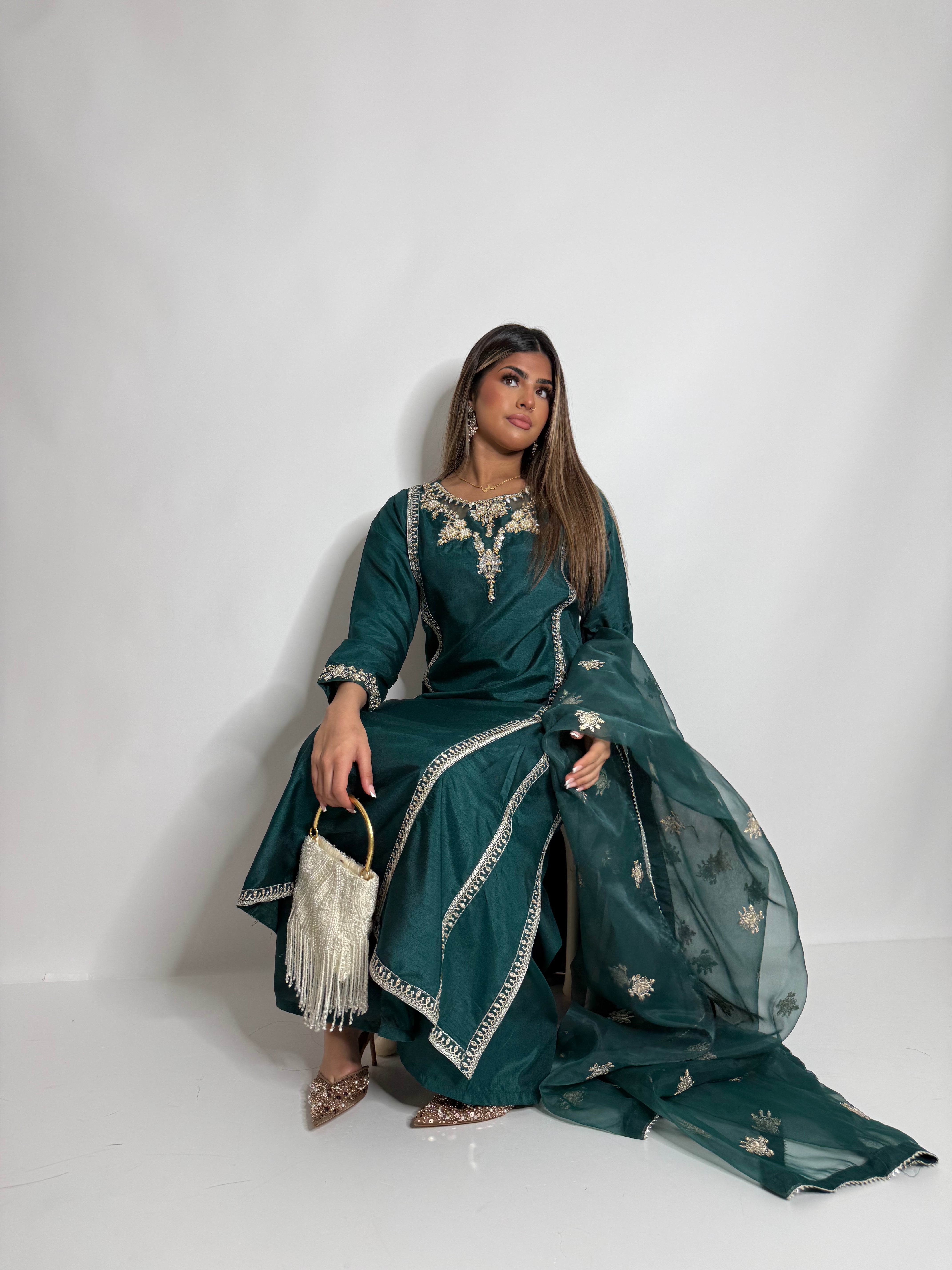 Mehr-e-Zamrud | Luxury Pakistani Emerald Green 3 Piece Suit UK | Wedding Guest, Eid & Party Wear