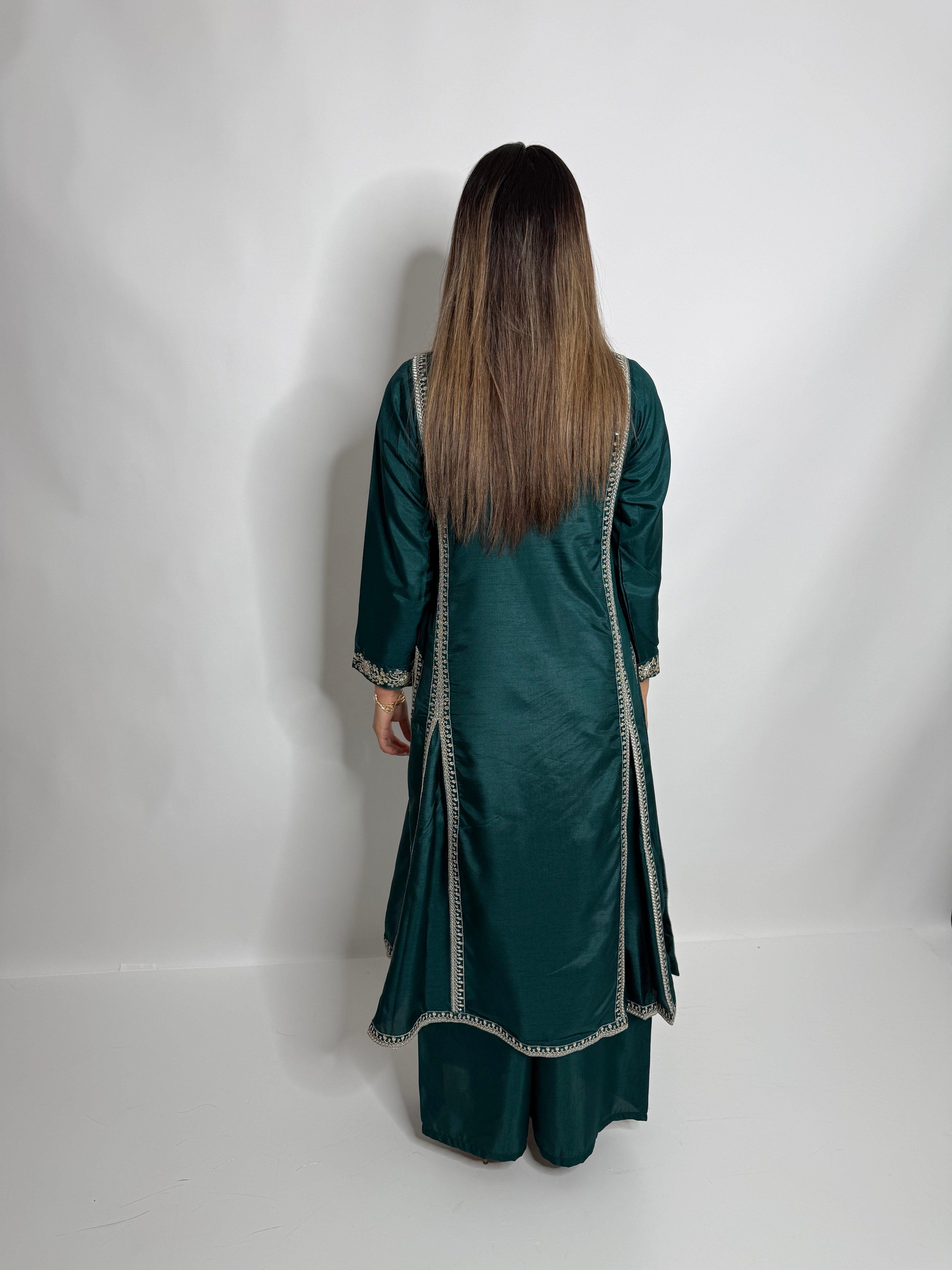 Mehr-e-Zamrud | Luxury Pakistani Emerald Green 3 Piece Suit UK | Wedding Guest, Eid & Party Wear