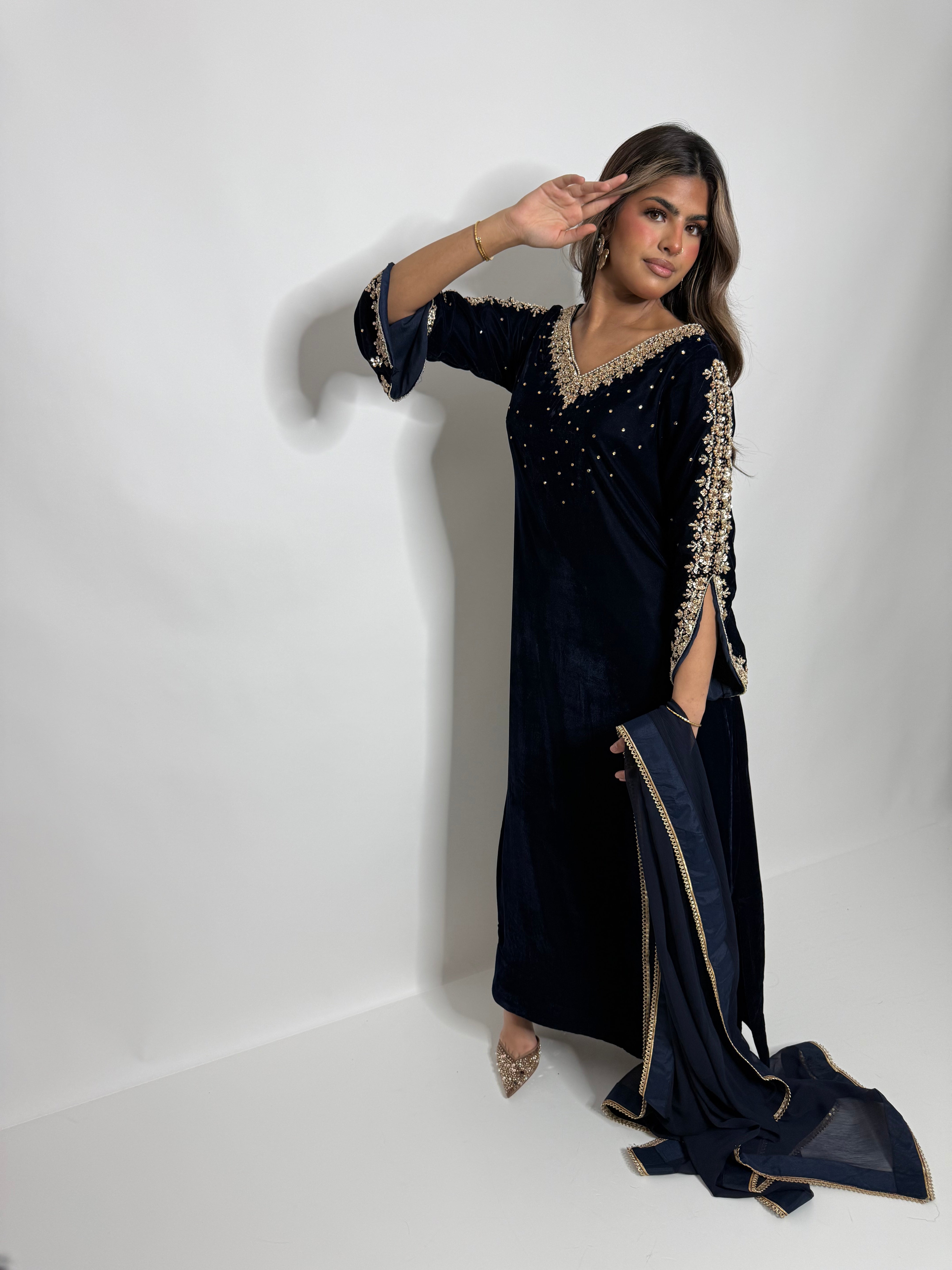 Midnight Navy Velvet Kaftan Three Piece Suit UK | The Évariste
