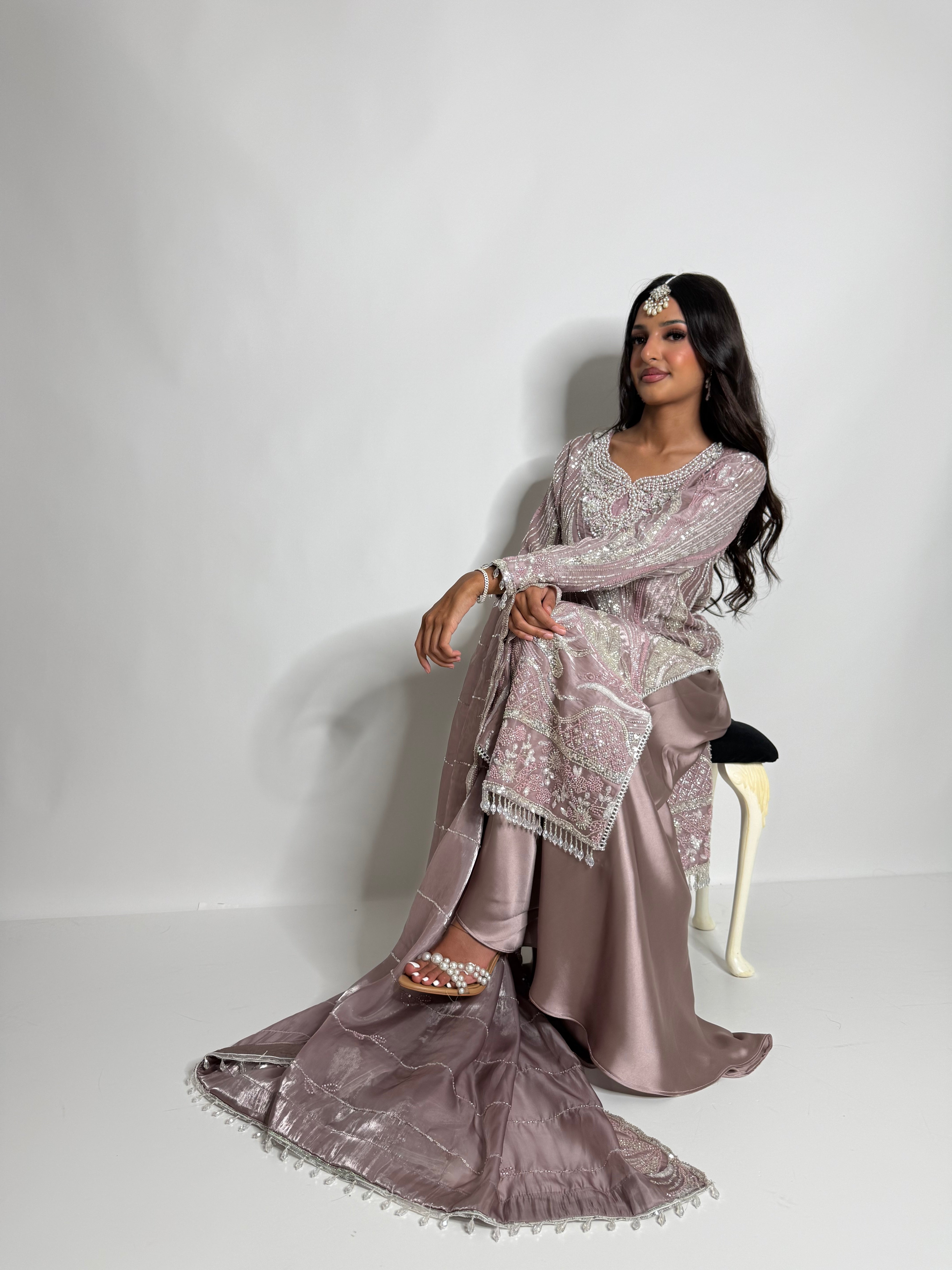 MAHNOOR | ANTIQUE LILAC PEARL FORMAL