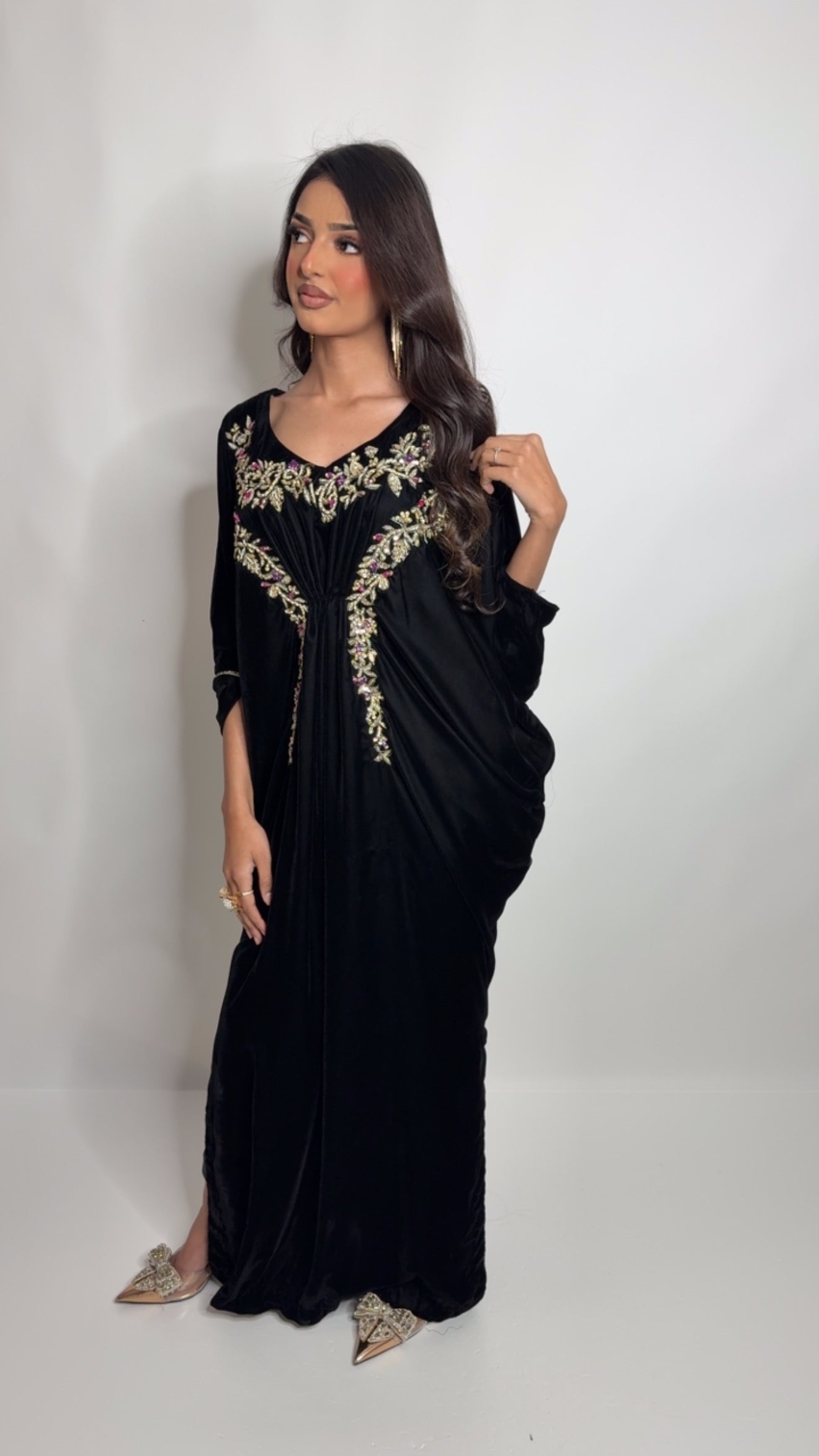 Noiréva Zahara | Black Velvet Embroidered Kaftan Set (2 Piece)