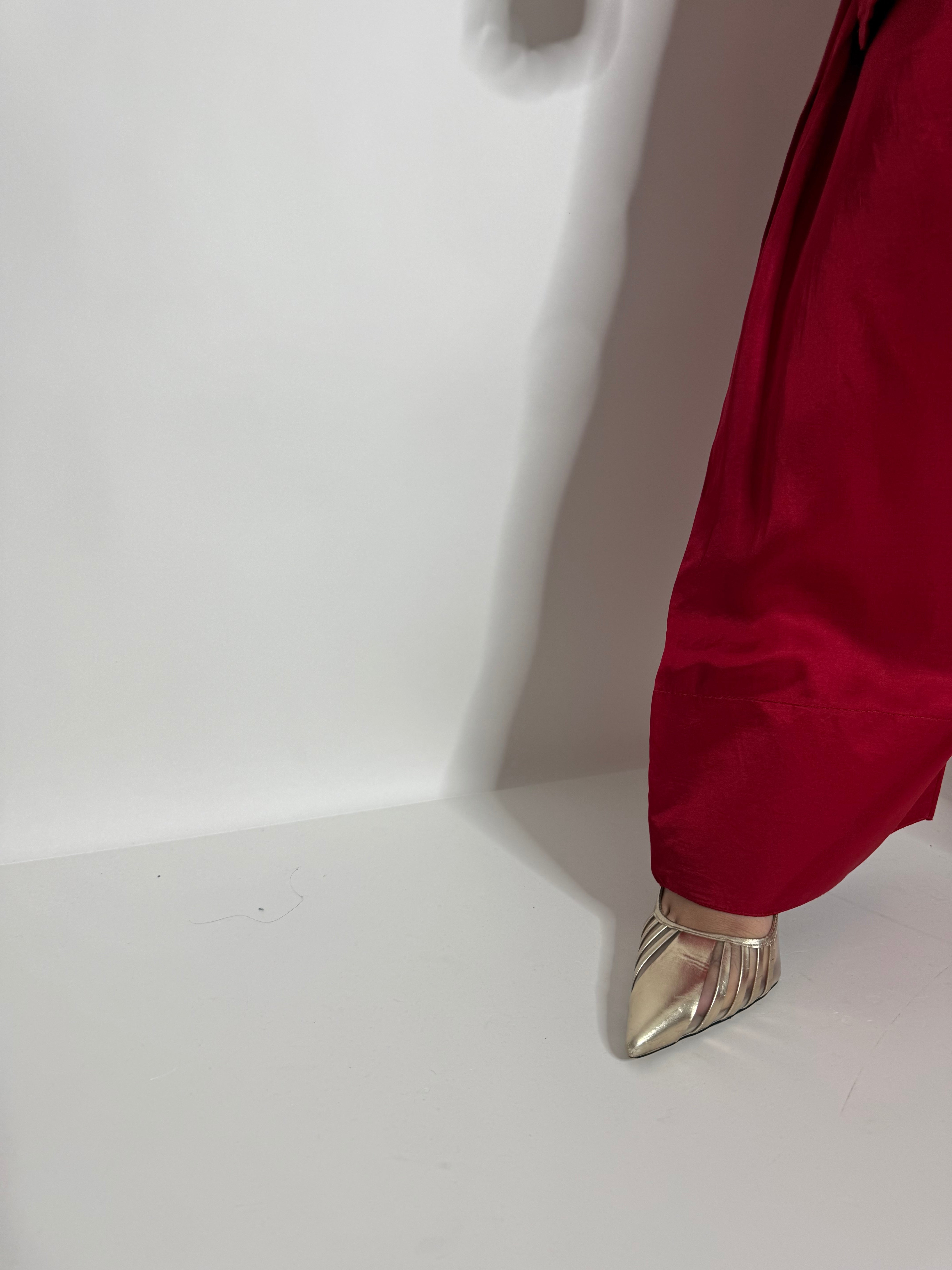 Crimson Étoile Silk Farshi Three Piece Suit UK