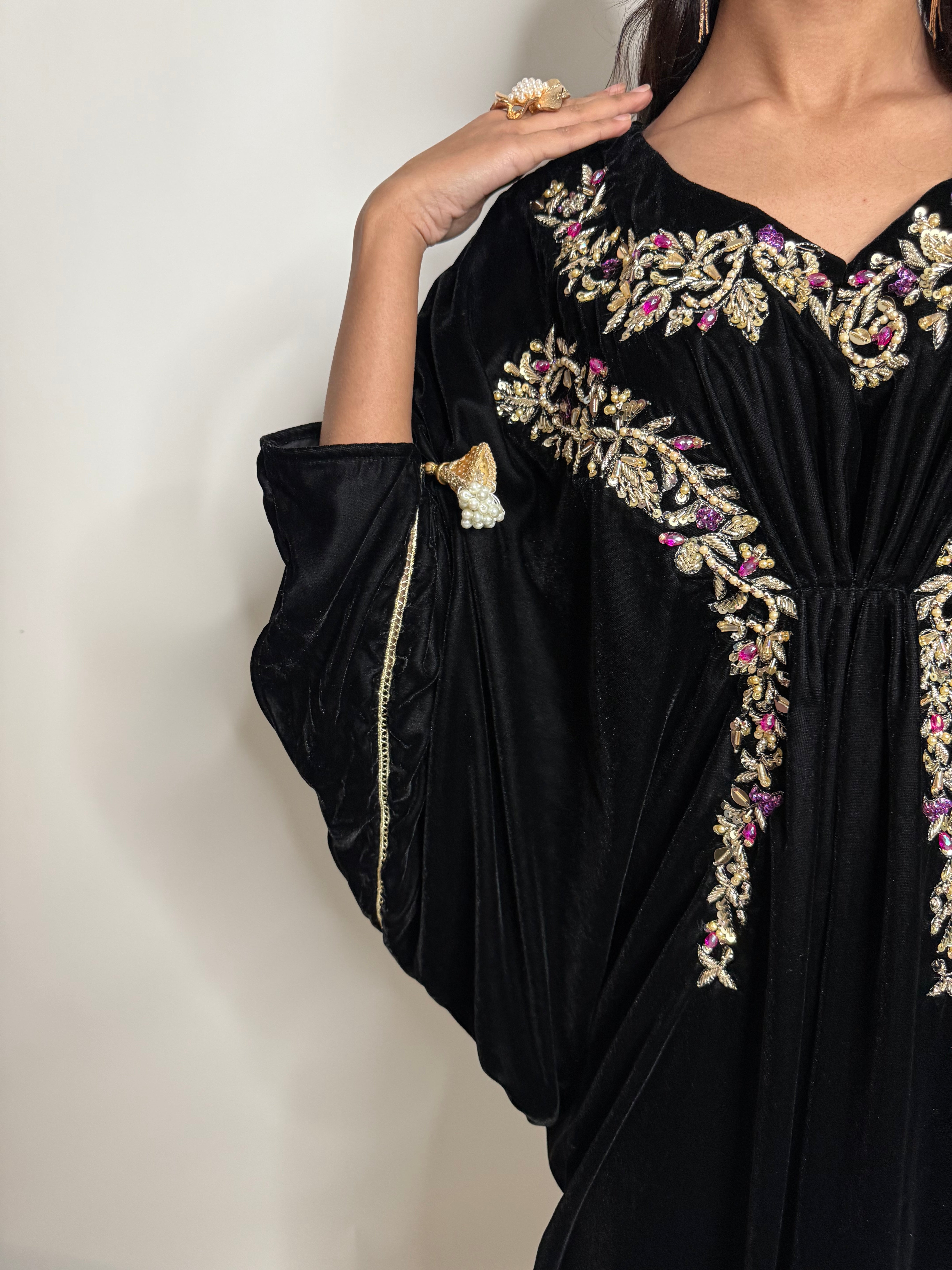 Embroidered neckline detail black velvet kaftan