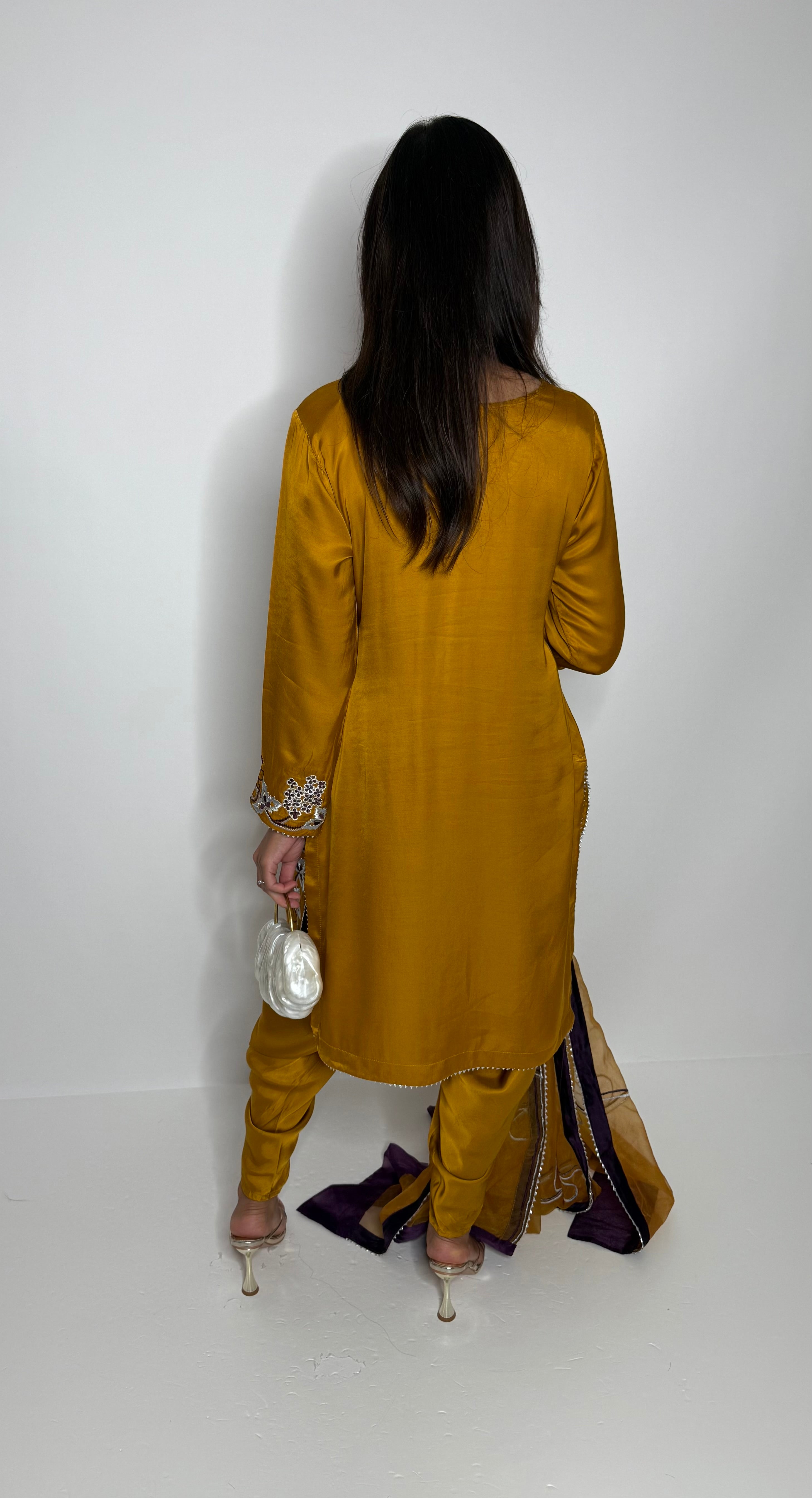Zariah Noor mustard silk embroidered suit by Ameliyana