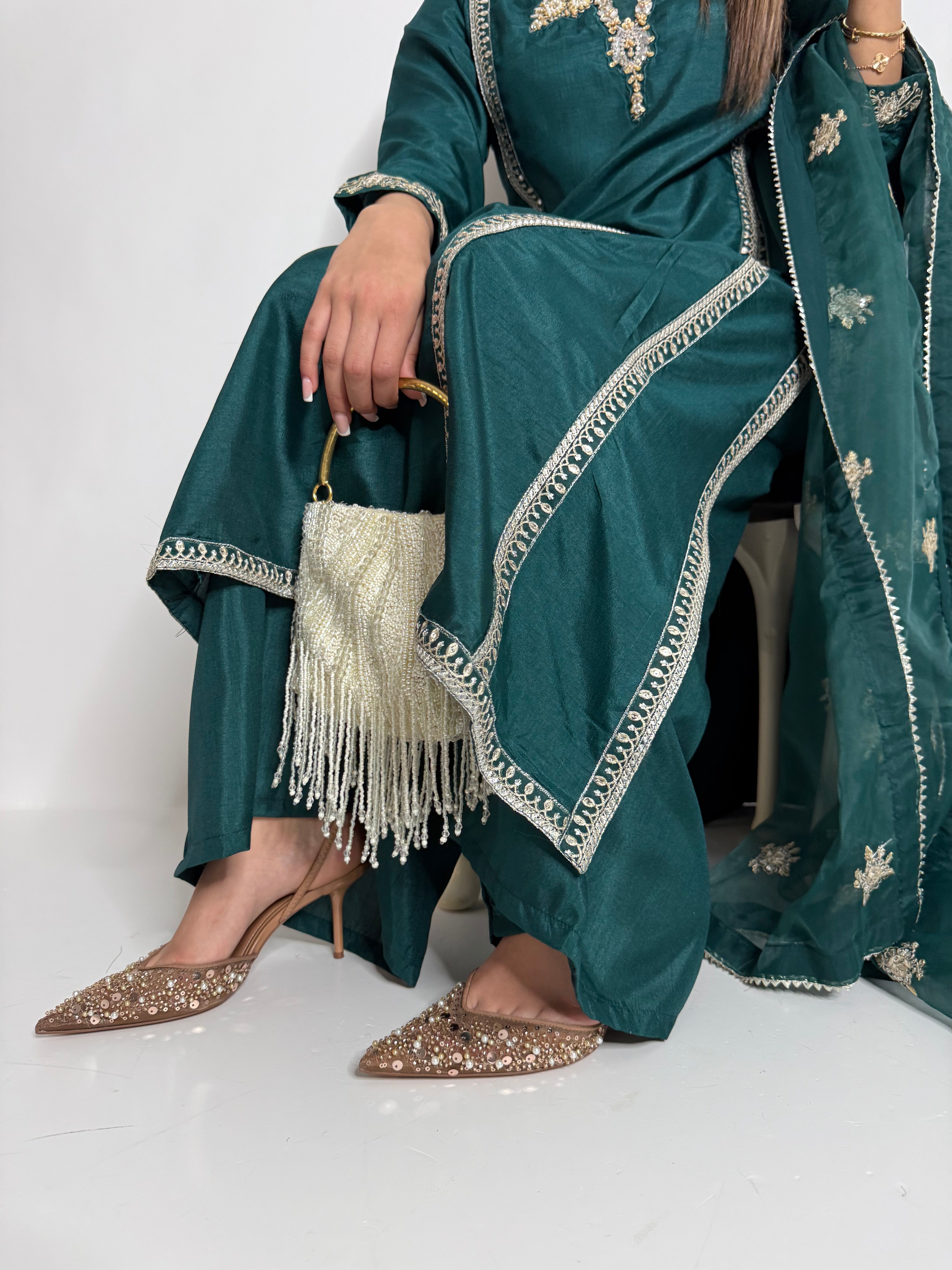 Mehr-e-Zamrud | Luxury Pakistani Emerald Green 3 Piece Suit UK | Wedding Guest, Eid & Party Wear