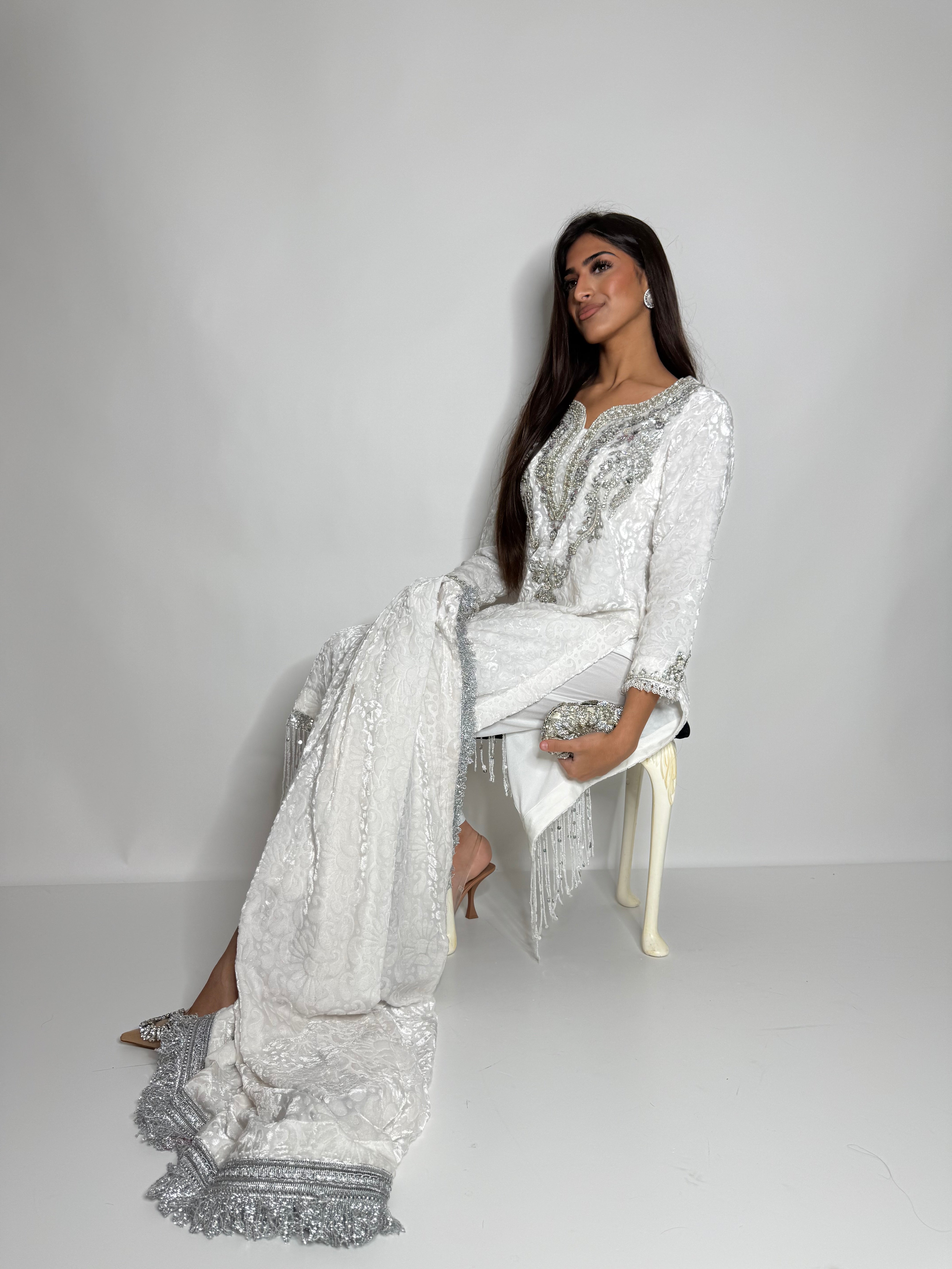 White Palachi Three Piece Suit UK | The Valmont