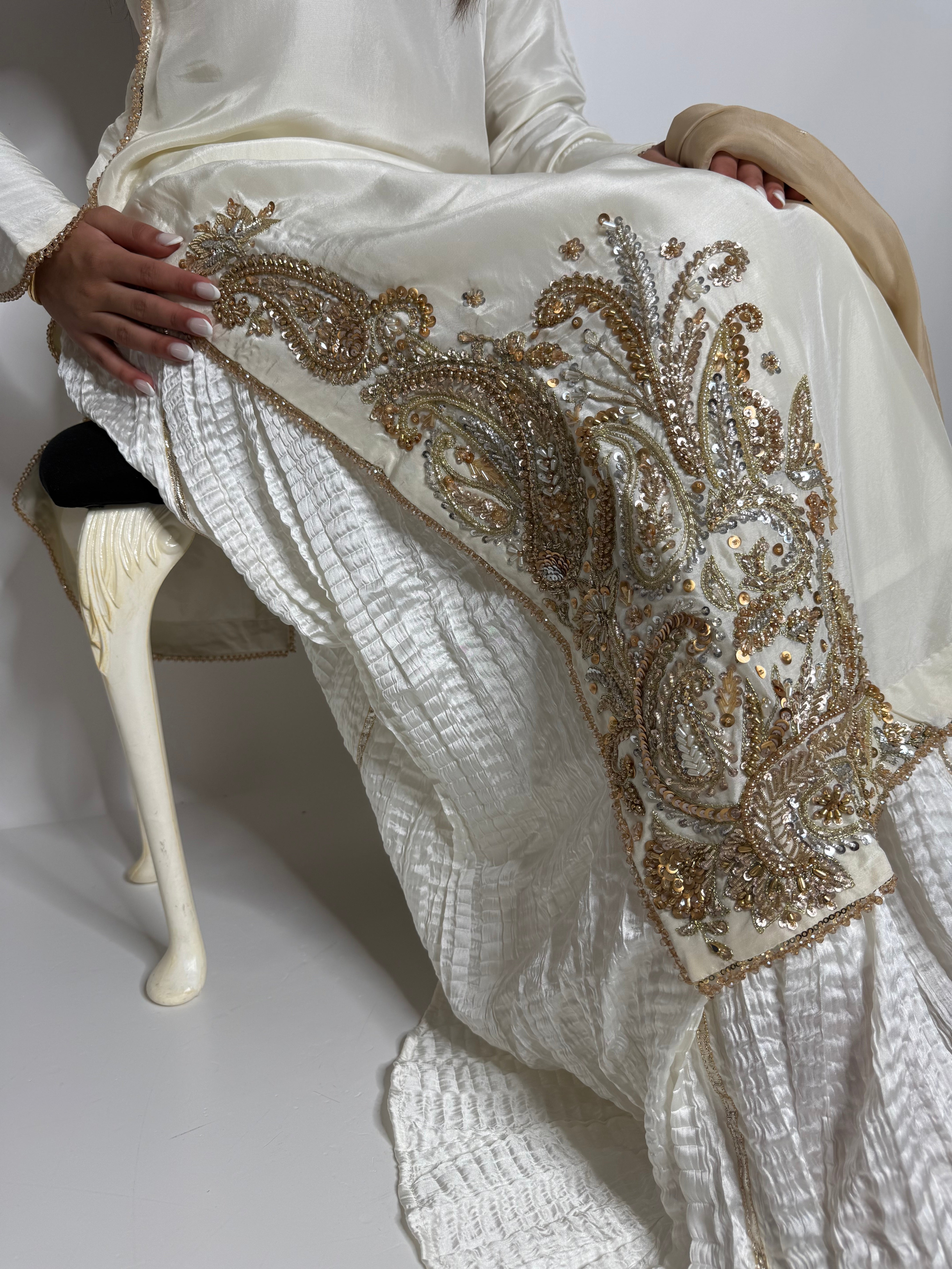 Aurelia Noor Pakistani Suit