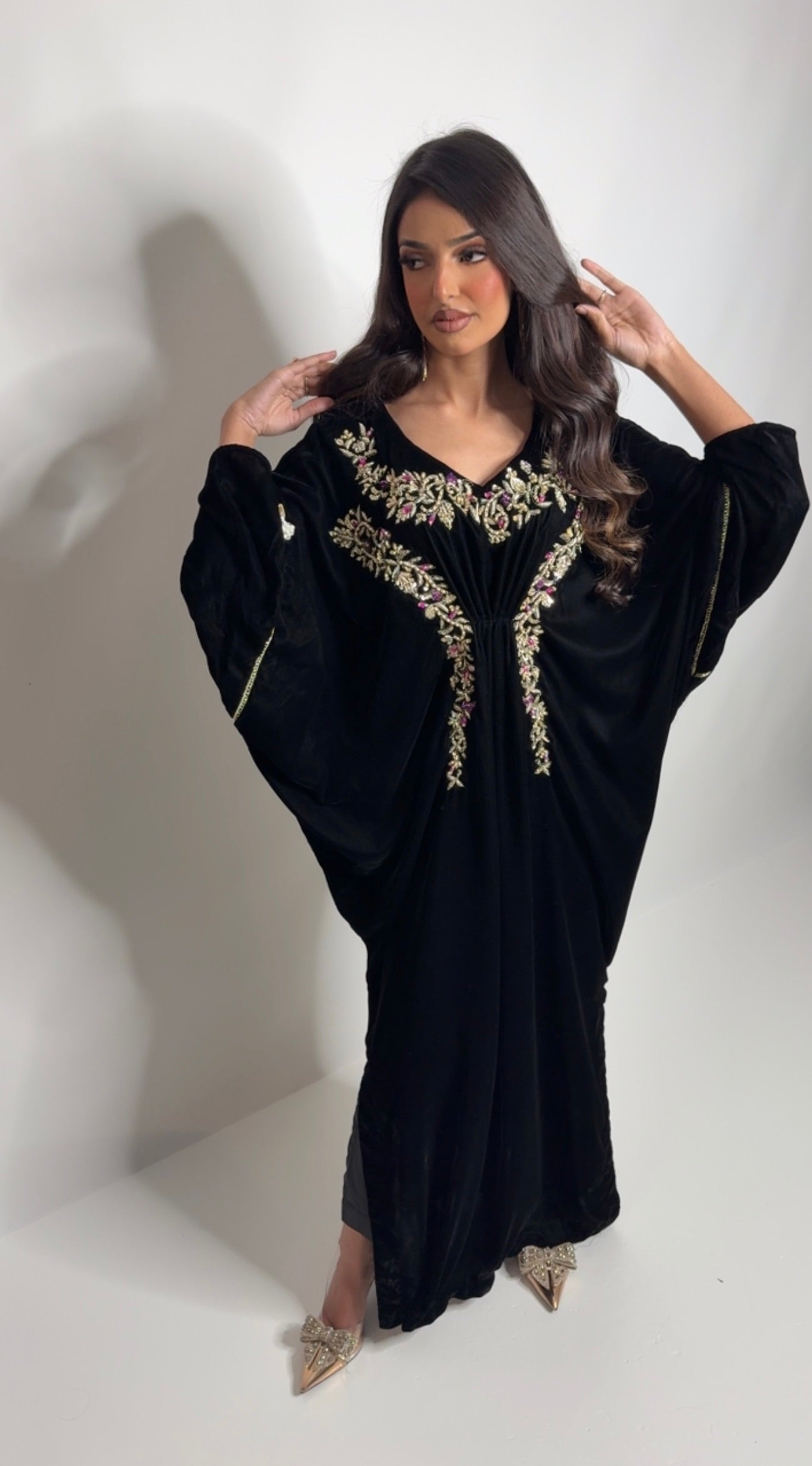 Noiréva Zahara | Black Velvet Embroidered Kaftan Set (2 Piece)