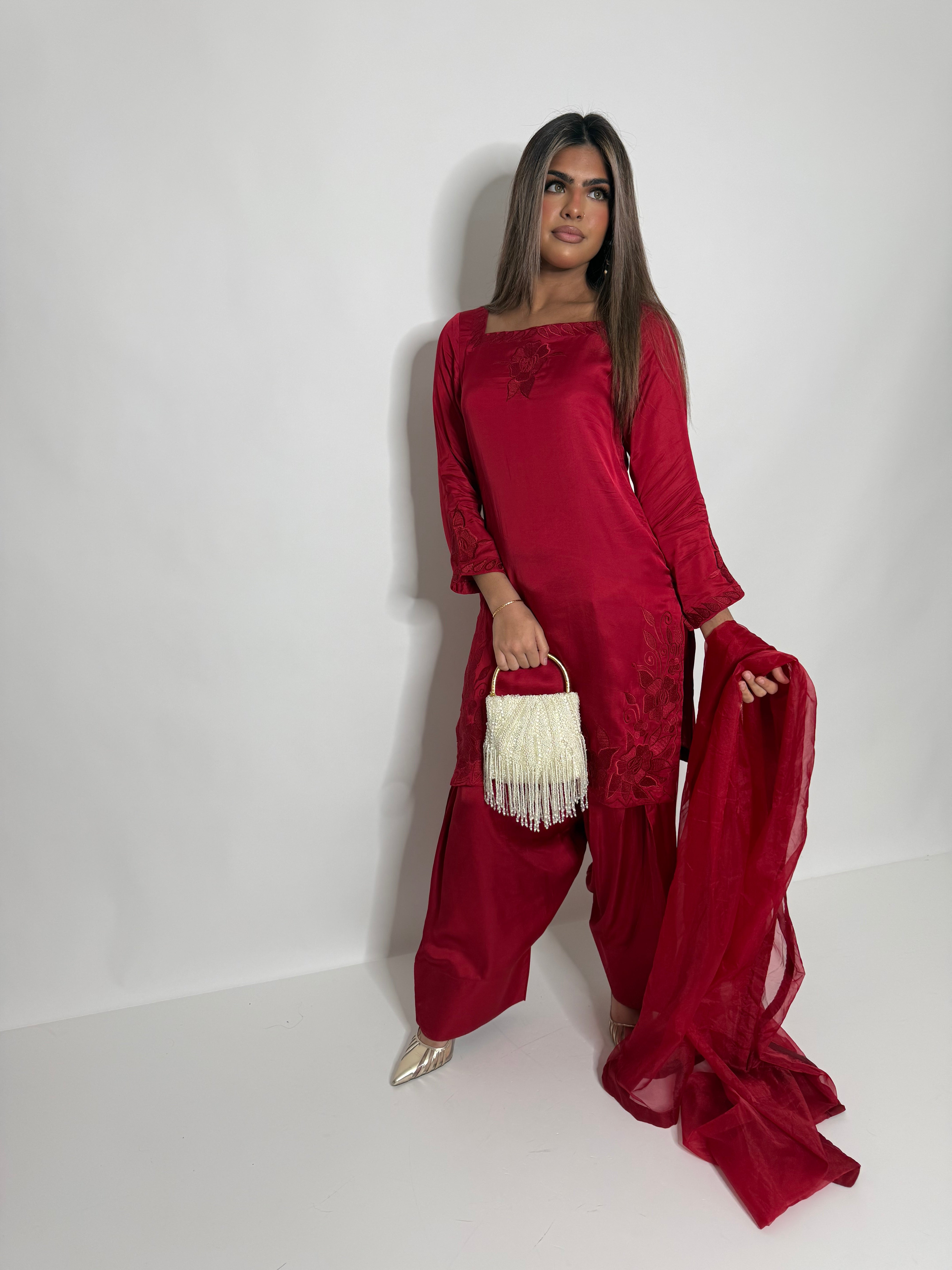 Crimson Étoile Silk Farshi Three Piece Suit UK