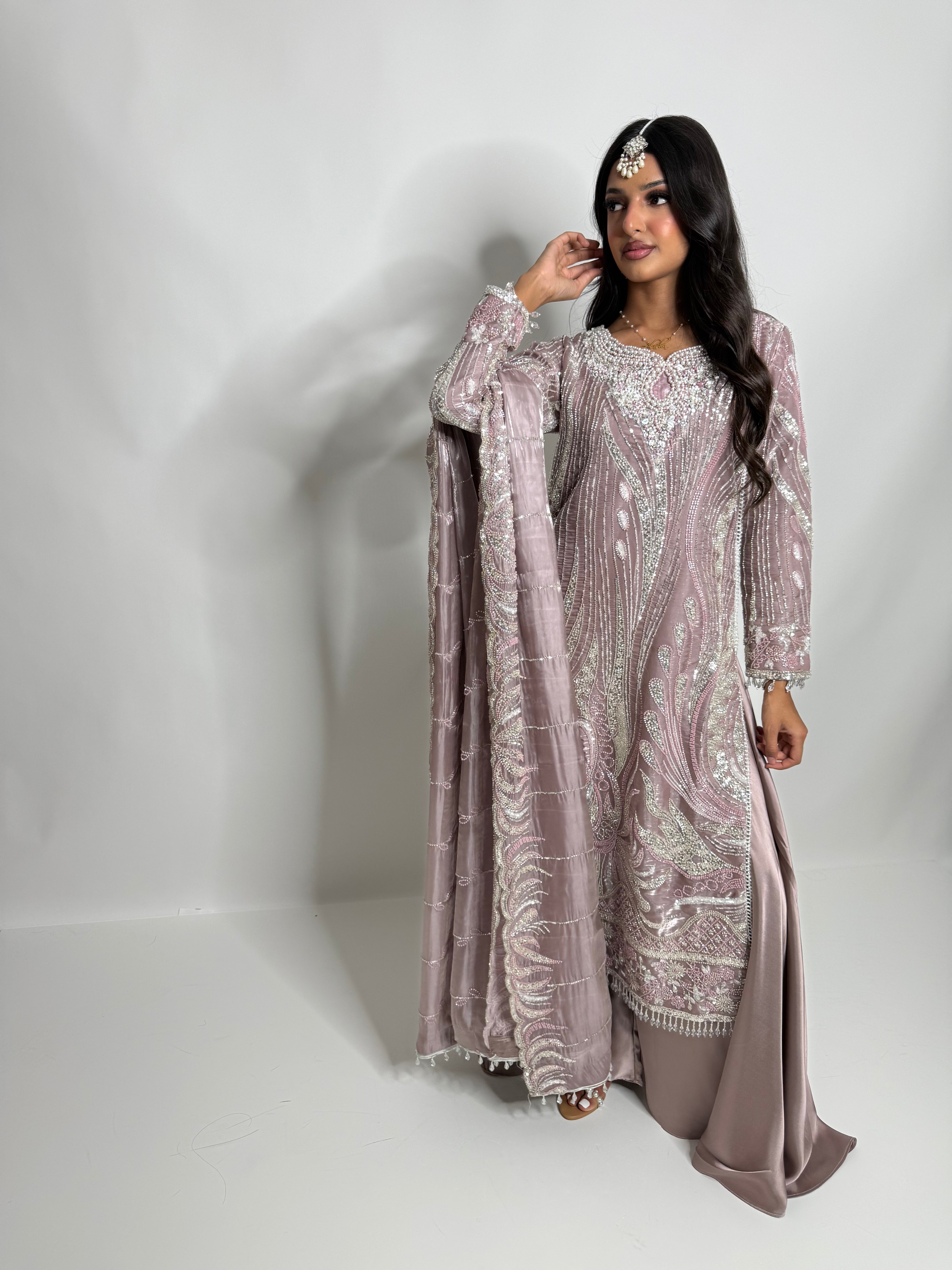 MAHNOOR | ANTIQUE LILAC PEARL FORMAL