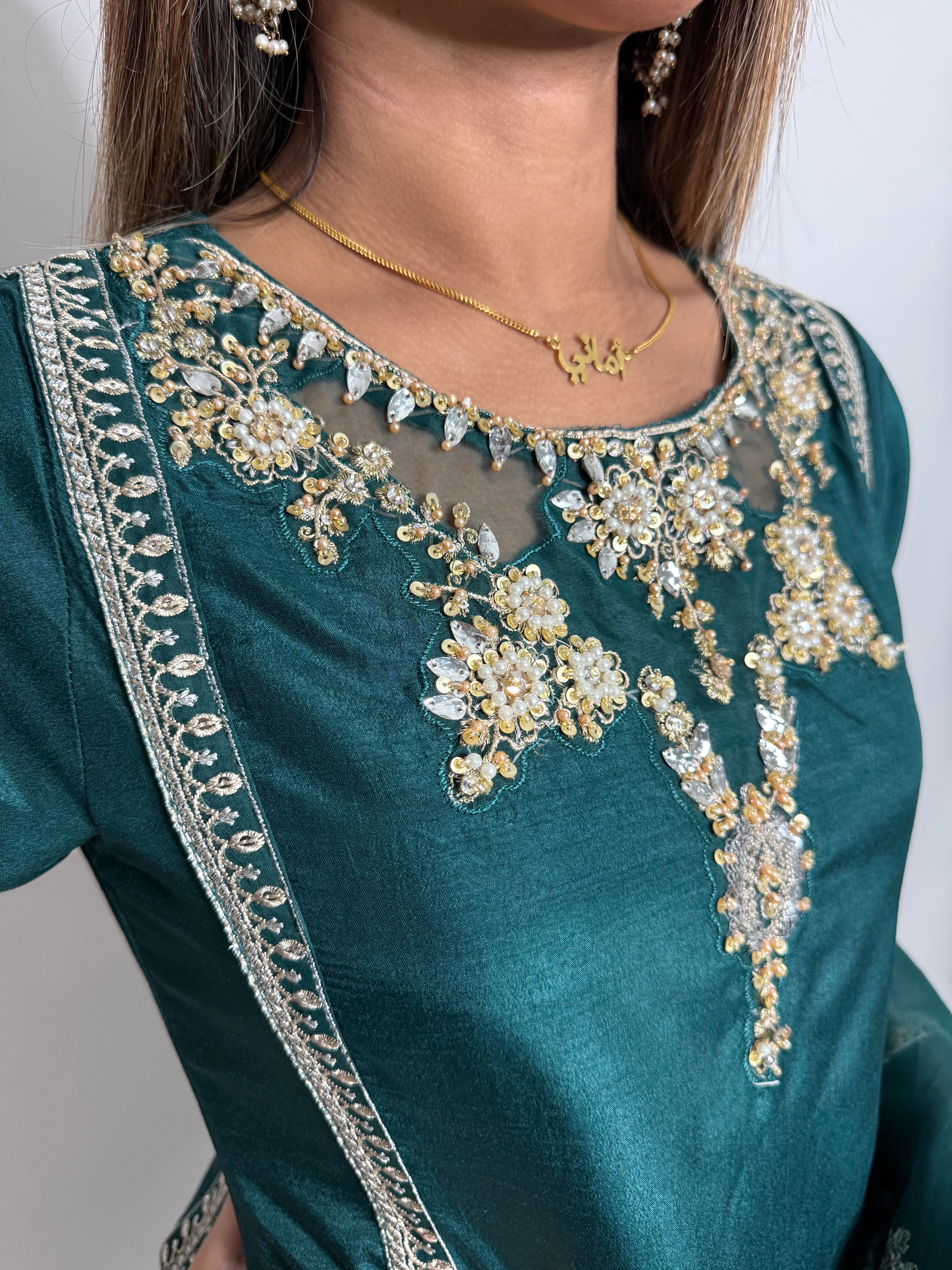 Mehr-e-Zamrud | Luxury Pakistani Emerald Green 3 Piece Suit UK | Wedding Guest, Eid & Party Wear