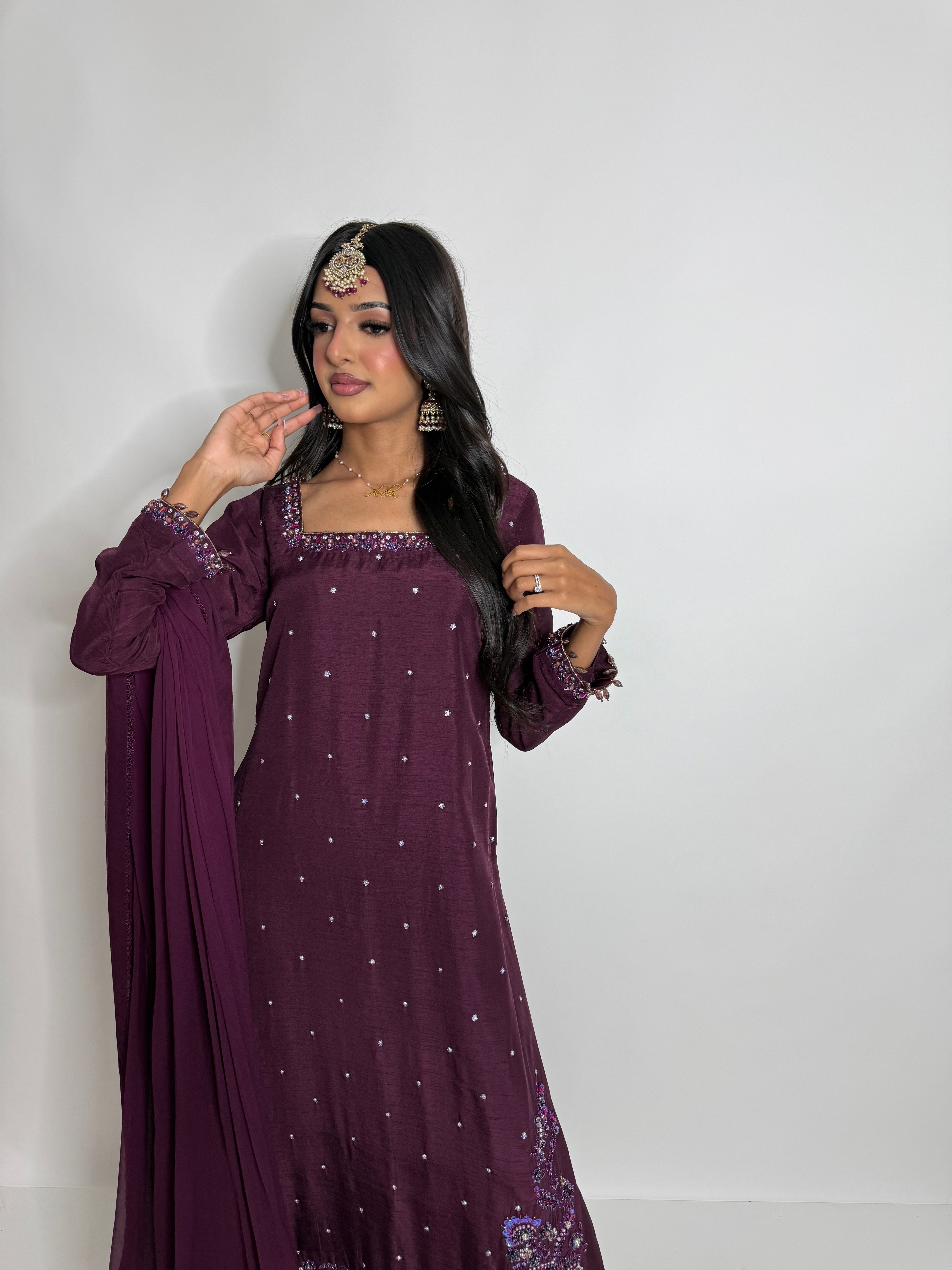 Nooré Aubergine | Luxury Plum Embellished Pakistani Occasionwear