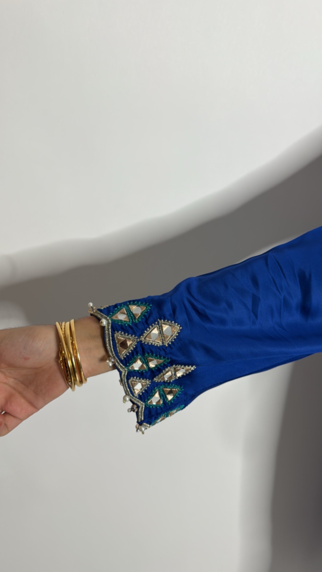 Zaréva Sapphire | Silk Hand Embroidered Kameez Set (3 Piece)